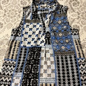 Dana Buchman Black and Blue Geometric Blouse